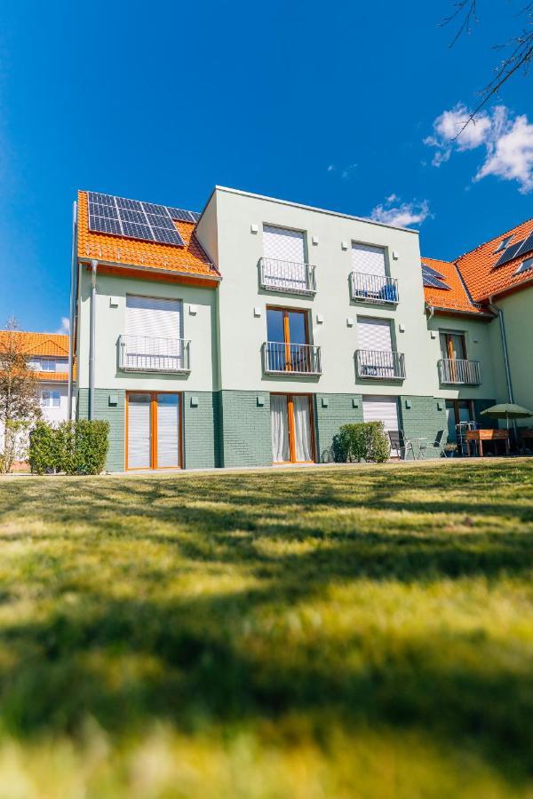 City - Travel & Living - Appartement Bielefeld Bagian luar foto