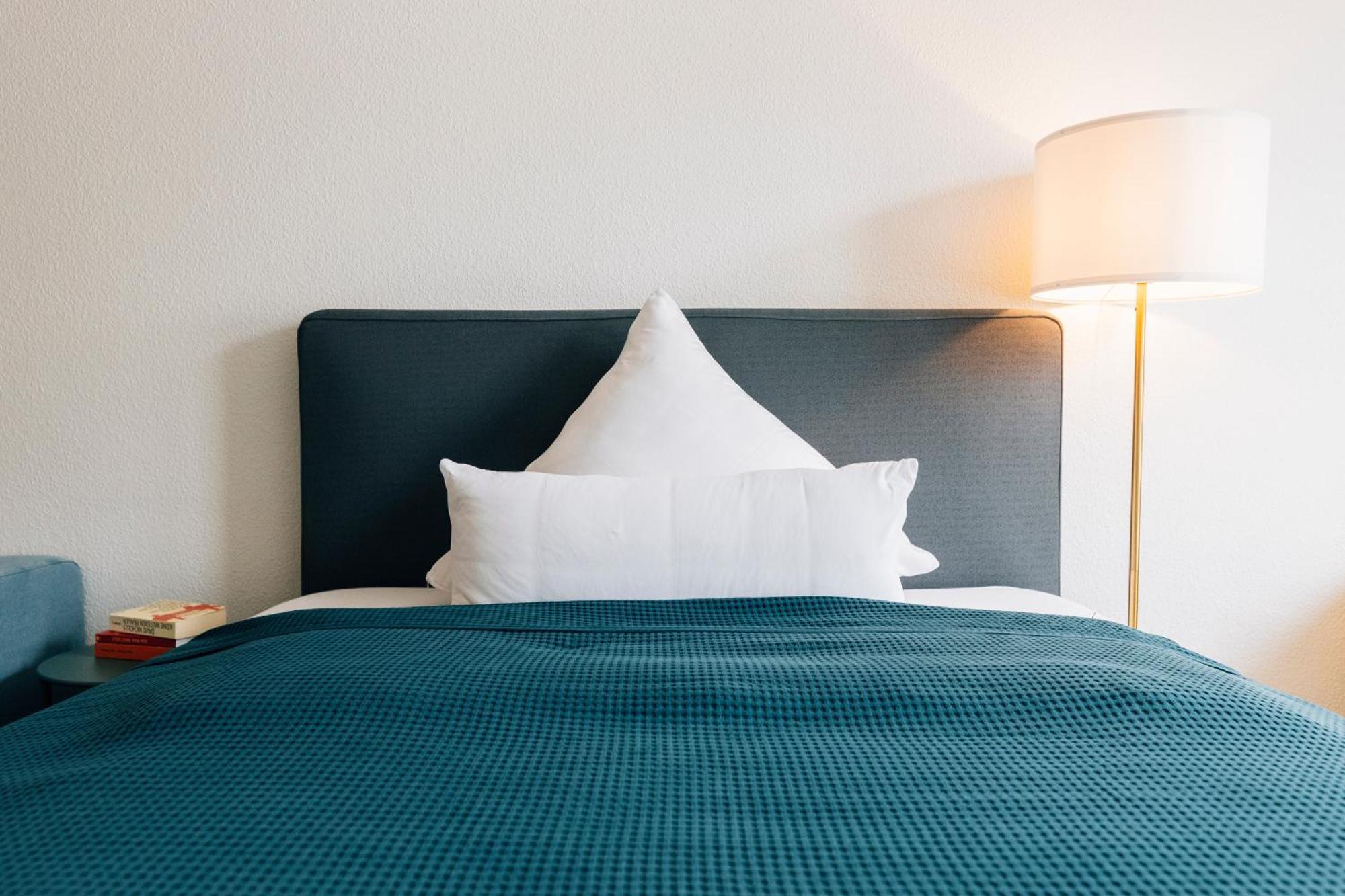 City - Travel & Living - Appartement Bielefeld Bagian luar foto